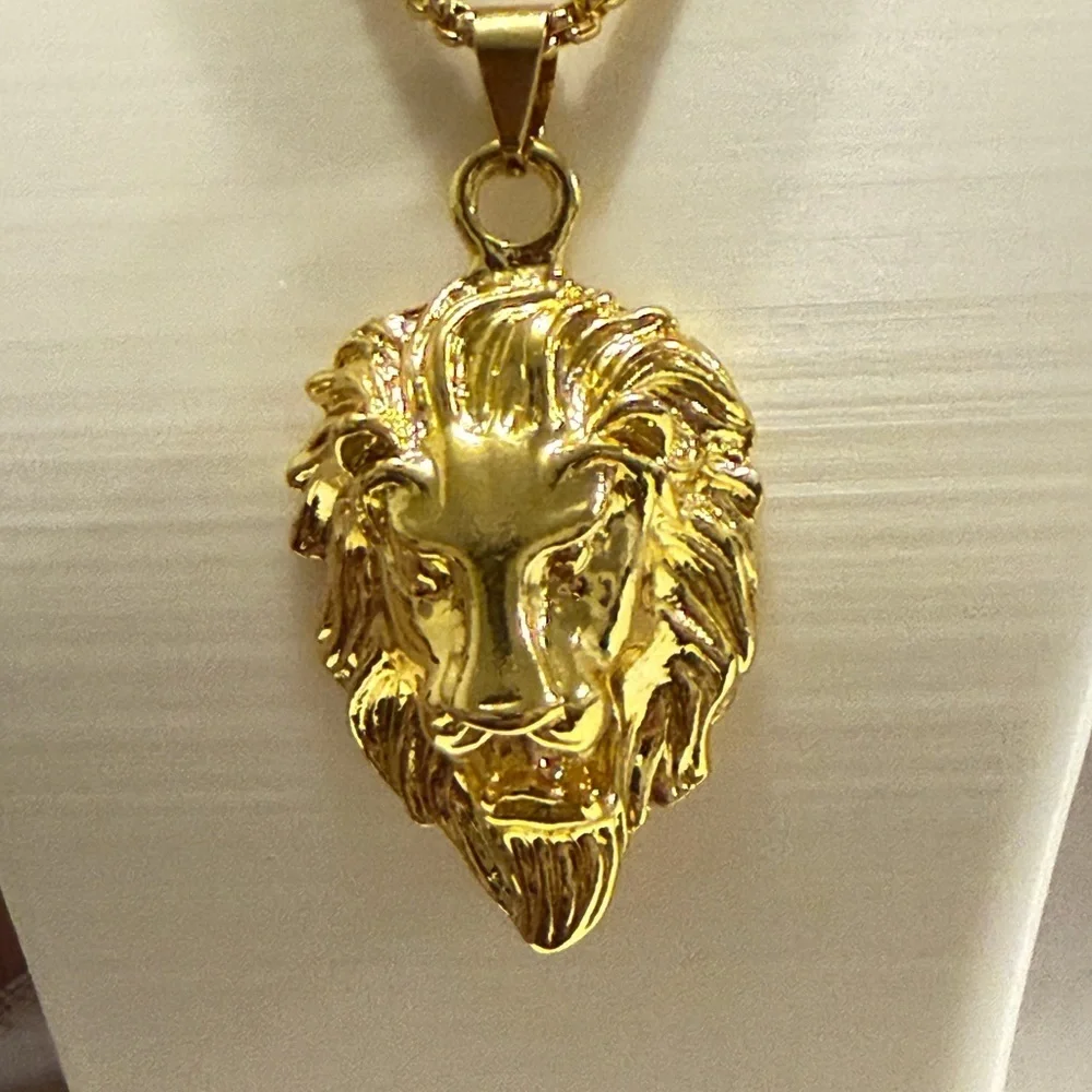 Gold Lion Head Necklace.